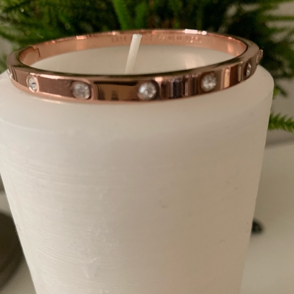 2 rose gold Kate spade bangles 🎁